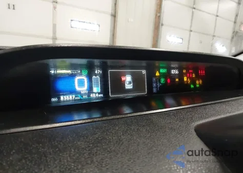 2019 Toyota Prius Le z USA, uszkodzony, nr VIN JTDL9RFU5K3011773